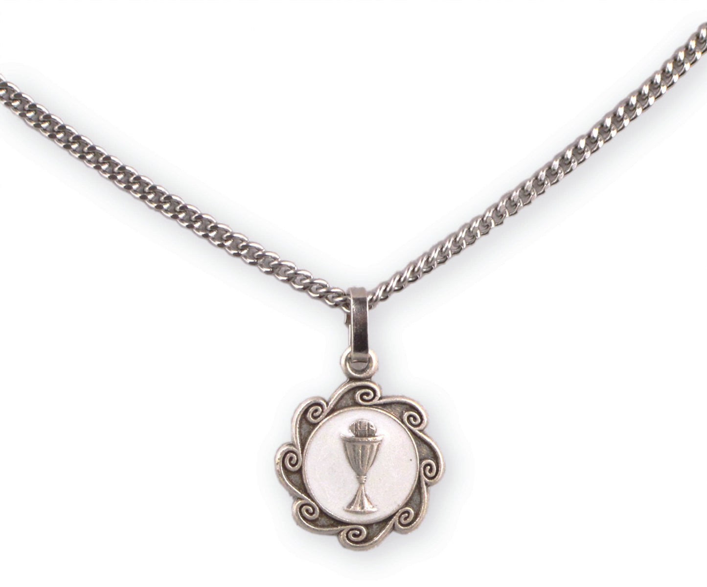 Chain with first communion pendant