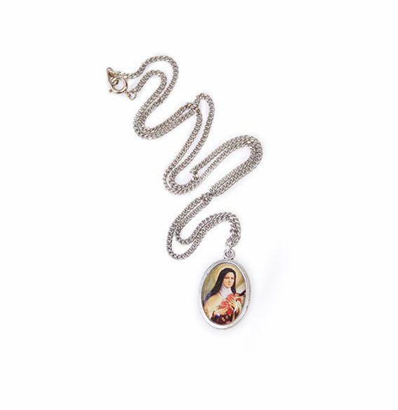 Chain with Saint Therese medal